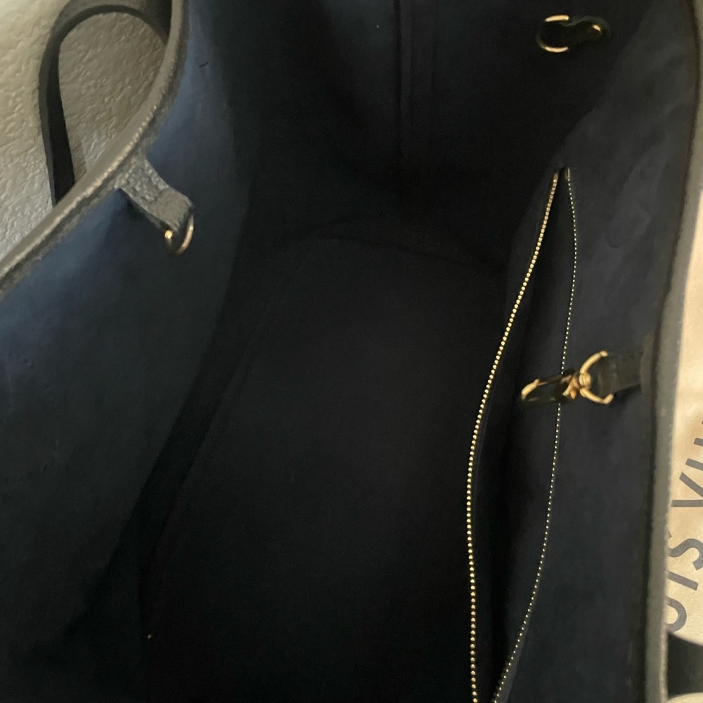 Louis Vuitton Black neverfull tote - Picture 5 of 8